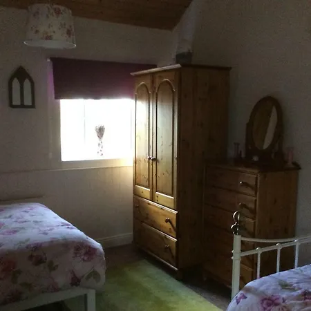 Holiday home Onion Shed, Whitestown, Carlingford, County Louth